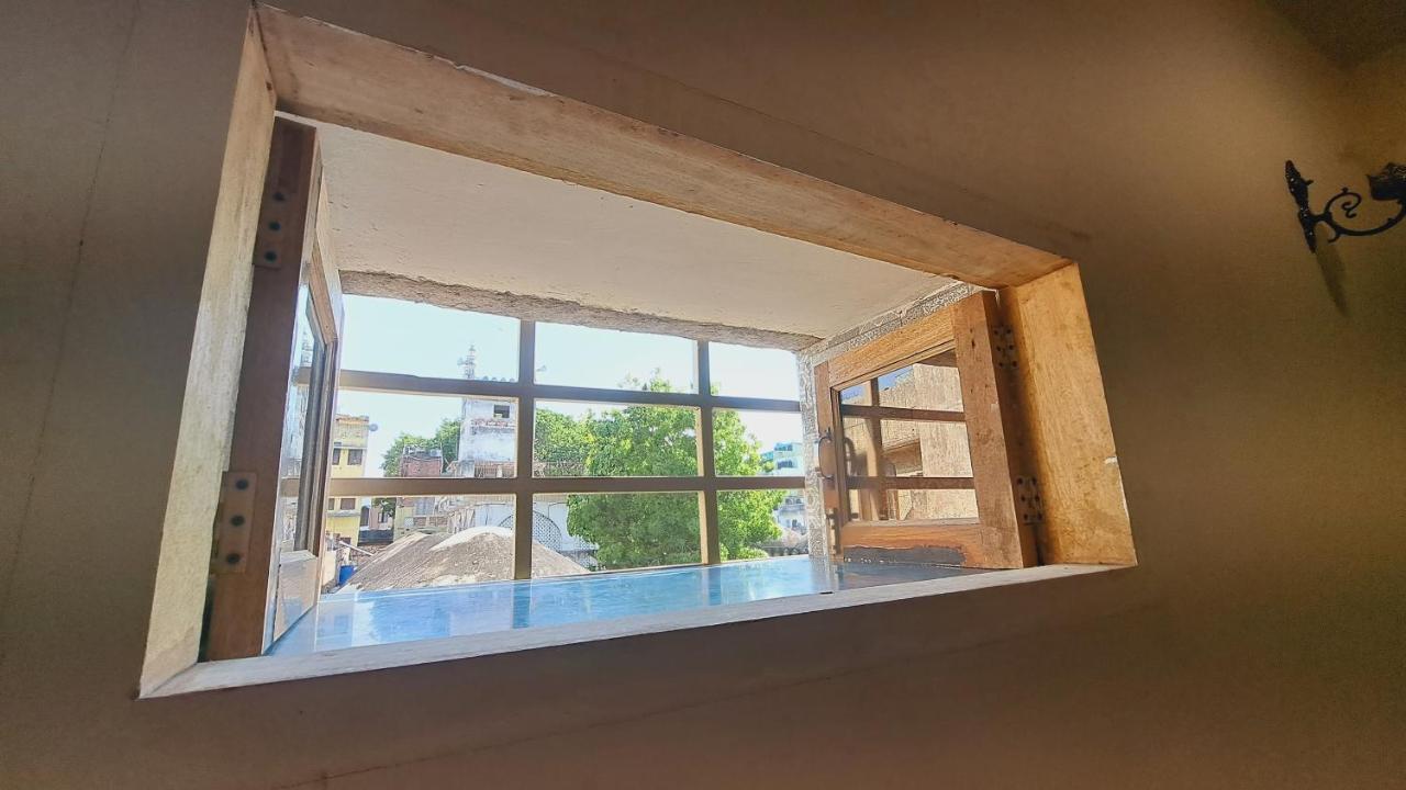 Sufi Khandar Home Stay ニューデリー エクステリア 写真